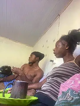 Snapshot of GeileErica chatting on November 2025 11:41:01 AM GeileErica online show from November 2025 11:41:01 AM