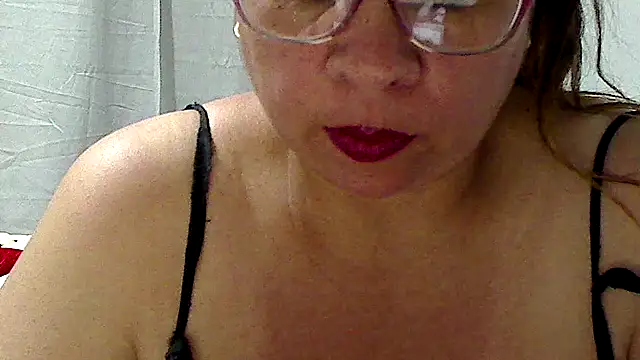 luciana69hot online show from September 2025 03:34:02 PM