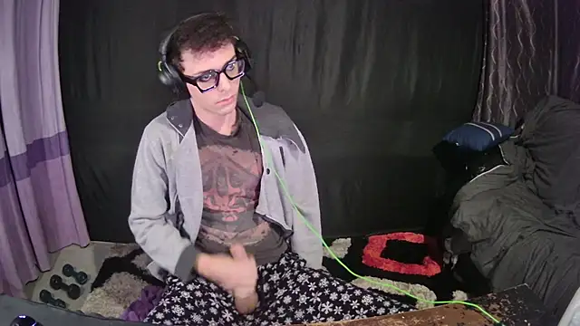 Snapshot of KittyCamKat chatting on November 2025 04:11:02 AM KittyCamKat online show from November 2025 04:11:02 AM