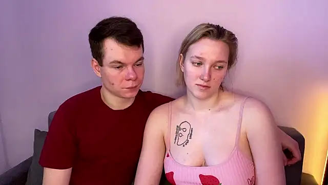 julielourens online show from February 2026 08:10:01 AM