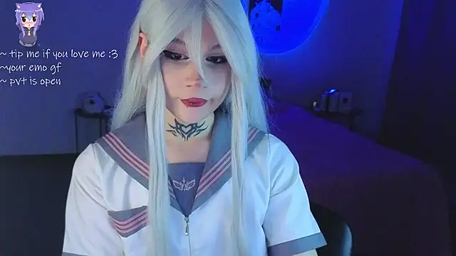 Snapshot of your_little_eva chatting on June 2026 11:05:01 PM your little eva online show from June 2026 11:05:01 PM