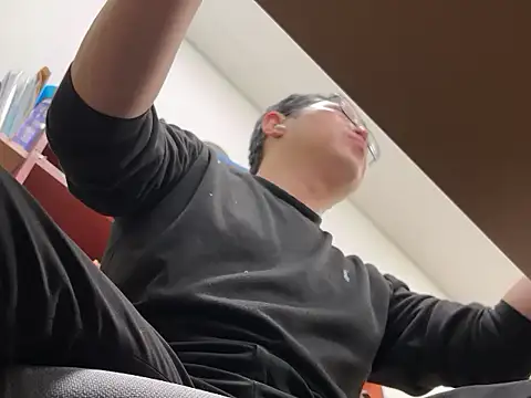 Snapshot of suwonsub chatting on November 2025 07:18:02 AM suwonsub online show from November 2025 07:18:02 AM