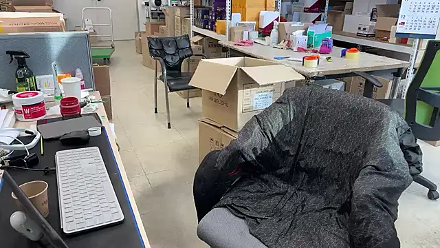 Snapshot of suwonsub chatting on November 2025 06:23:01 AM suwonsub online show from November 2025 06:23:01 AM