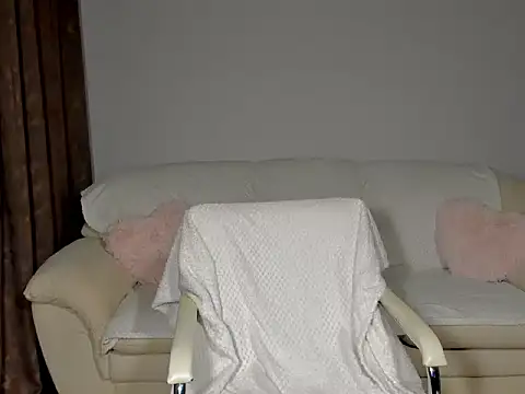 Snapshot of JessyDevine chatting on September 2025 07:57:02 PM JessyDevine online show from September 2025 07:57:02 PM