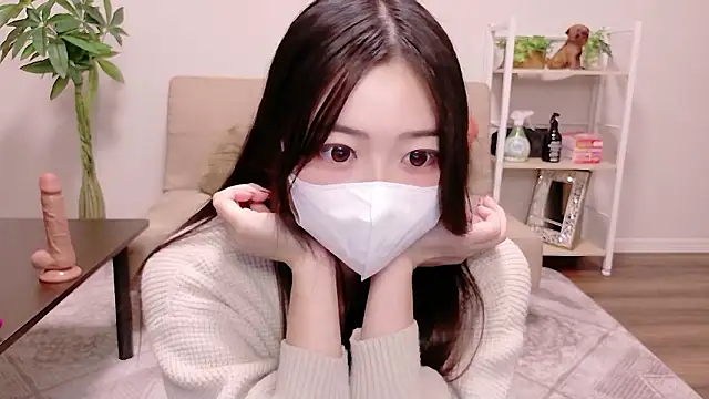 Snapshot of SUI-Strong chatting on October 2025 11:00:02 AM SUI-Strong online show from October 2025 11:00:02 AM