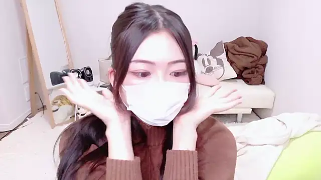 Snapshot of SUI-Strong chatting on November 2025 09:08:02 AM SUI-Strong online show from November 2025 09:08:02 AM