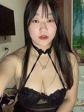 xialuo25 online show from April 2026 04:35:02 PM