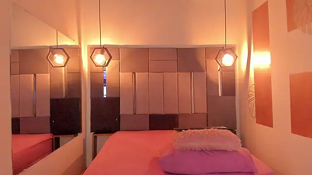 FreyrStone online show from March 2026 10:59:02 PM