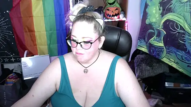 Kinky Witch online show from June 2026 12:22:02 AM