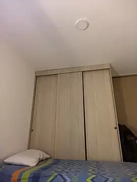 Alexia 24 online show from April 2026 01:47:01 AM