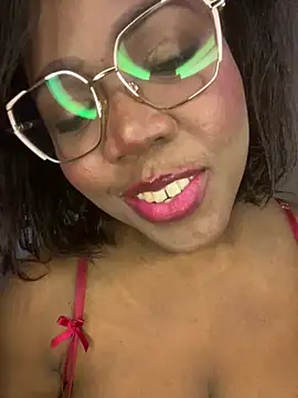 Snapshot of Alexia_24 chatting on July 2026 01:51:02 AM Alexia 24 online show from July 2026 01:51:02 AM