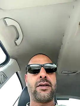 anaahmed30 online show from October 2025 08:22:01 AM