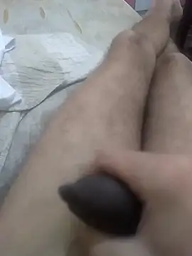 GuilhermeYuree online show from September 2025 07:08:01 AM