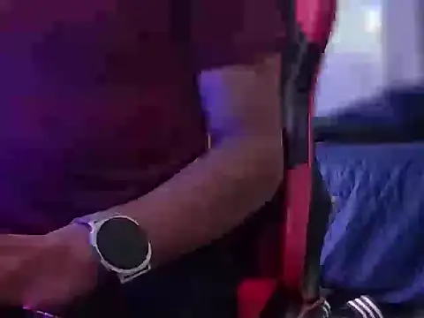 Snapshot of TUPtitaHot chatting on January 2026 04:39:01 AM TUPtitaHot online show from January 2026 04:39:01 AM