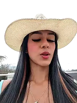 Snapshot of Juliana_Xander chatting on November 2025 02:28:01 PM Juliana Xander online show from November 2025 02:28:01 PM