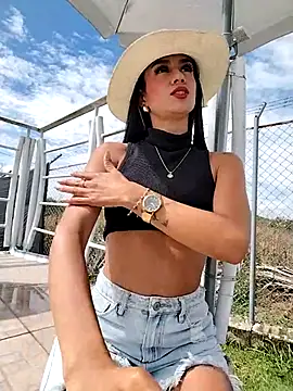 Snapshot of Juliana_Xander chatting on November 2025 02:50:02 PM Juliana Xander online show from November 2025 02:50:02 PM