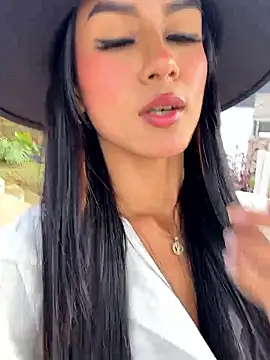 Snapshot of Juliana_Xander chatting on November 2025 02:53:02 PM Juliana Xander online show from November 2025 02:53:02 PM