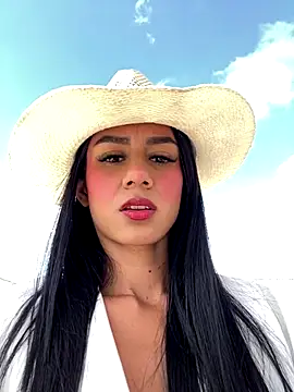 Snapshot of Juliana_Xander chatting on December 2025 02:21:01 PM Juliana Xander online show from December 2025 02:21:01 PM