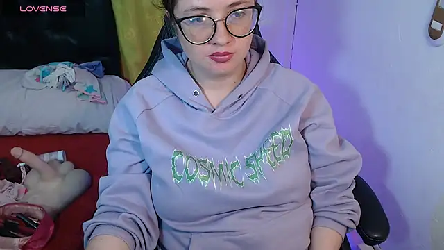 KrystalAdams online show from February 2026 01:32:02 PM