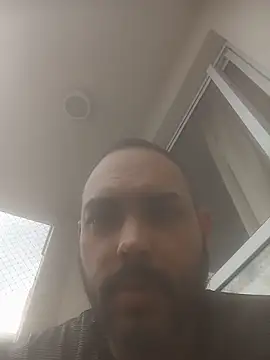 jfgustavo001 online show from May 2026 05:09:02 PM