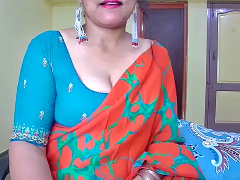 MasTANIYA online show from October 2025 06:52:01 PM