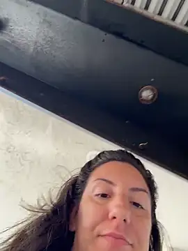 sweetsirenn online show from February 2026 03:16:02 PM