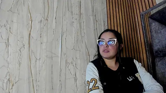 Cherry  Hot online show from November 2025 05:41:01 AM