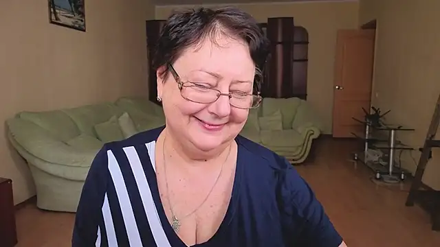 Margo Moll online show from February 2026 07:15:02 AM