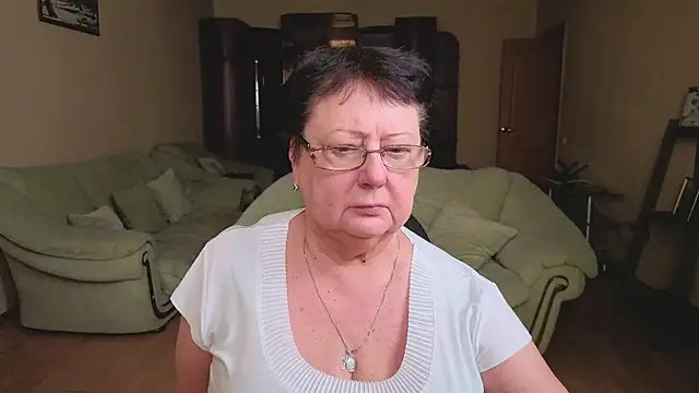 Margo Moll online show from February 2026 09:19:02 AM