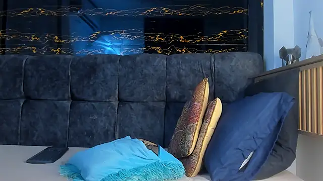 Diamond twink online show from October 2025 04:10:01 AM