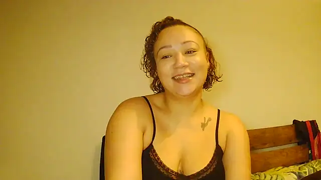 Snapshot of FieryAutumn_25X chatting on December 2025 07:38:02 AM FieryAutumn 25X online show from December 2025 07:38:02 AM