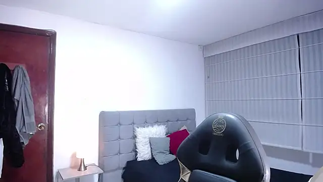 Snapshot of Stephany_Rodriguez chatting on November 2025 03:00:01 PM Stephany Rodriguez online show from November 2025 03:00:01 PM