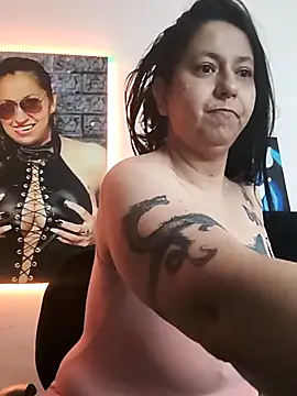 Snapshot of holydeath_1 chatting on November 2025 10:14:02 AM holydeath 1 online show from November 2025 10:14:02 AM