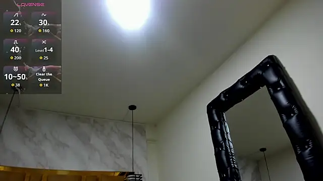 Luciifeer  online show from December 2025 03:30:01 PM