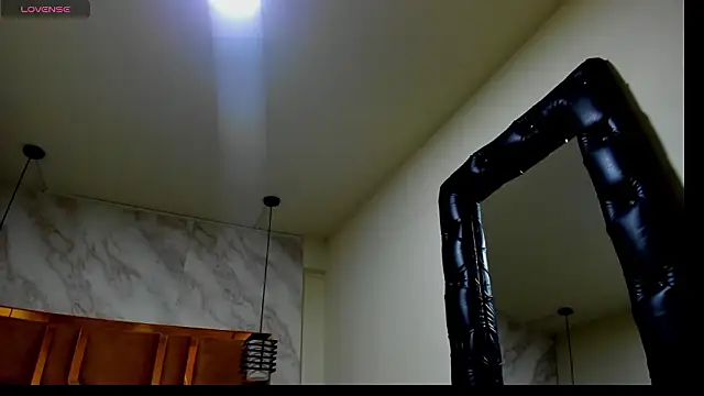 Luciifeer  online show from March 2026 06:49:01 PM