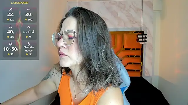 Snapshot of Luciifeer_ chatting on June 2026 06:53:01 PM Luciifeer online show from June 2026 06:53:01 PM