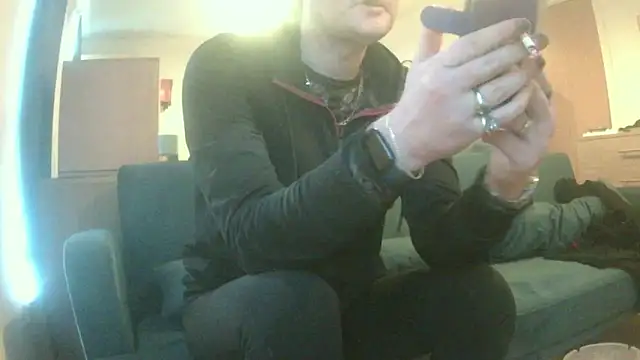 avamaxwell online show from May 2026 05:29:01 PM