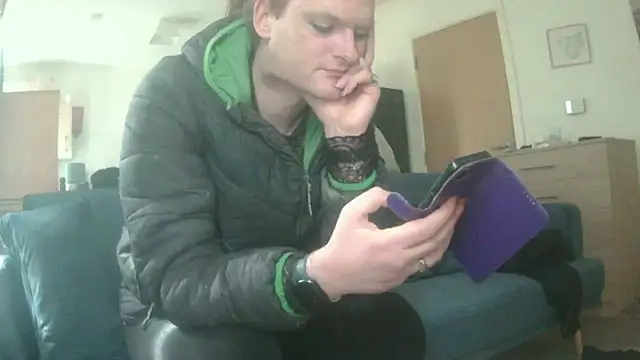Snapshot of avamaxwell chatting on May 2026 02:27:02 PM avamaxwell online show from May 2026 02:27:02 PM