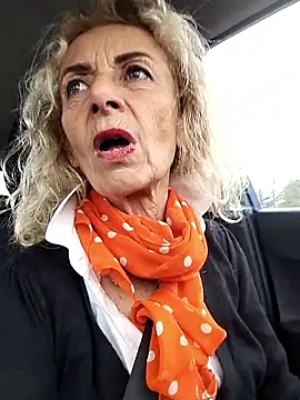 clarabell4 online show from January 2026 07:57:02 AM