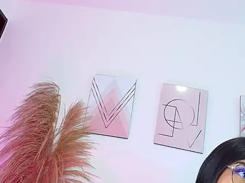 Snapshot of VictoriaGarciaa chatting on April 2026 04:47:02 PM VictoriaGarciaa online show from April 2026 04:47:02 PM