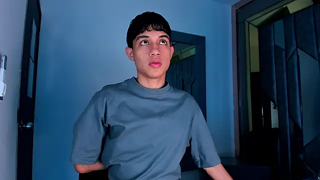 Sebax Young online show from February 2026 08:16:01 PM