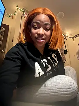 Snapshot of nuttybutter999999 chatting on December 2025 10:38:01 PM nuttybutter999999 online show from December 2025 10:38:01 PM