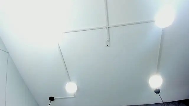 Snapshot of ThaliaCross chatting on September 2025 07:48:01 PM ThaliaCross online show from September 2025 07:48:01 PM