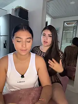 nicolexxaleja online show from February 2026 07:32:02 PM