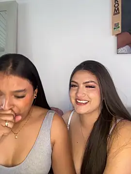 nicolexxaleja online show from April 2026 08:24:02 PM