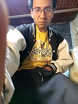 LecheDeSoya666 online show from November 2025 01:16:01 AM