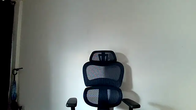 lolateton online show from November 2025 10:12:01 PM