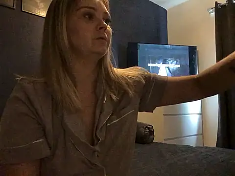 Snapshot of Star-36 chatting on February 2026 11:52:01 AM Star-36 online show from February 2026 11:52:01 AM