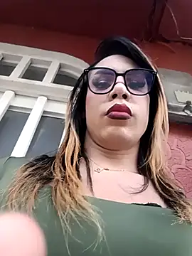 Snapshot of Daliana_Gounbolt chatting on June 2026 07:13:01 PM Daliana Gounbolt online show from June 2026 07:13:01 PM