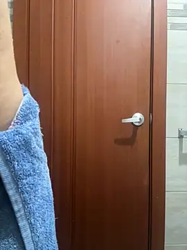 franciscommx online show from November 2025 11:49:01 AM